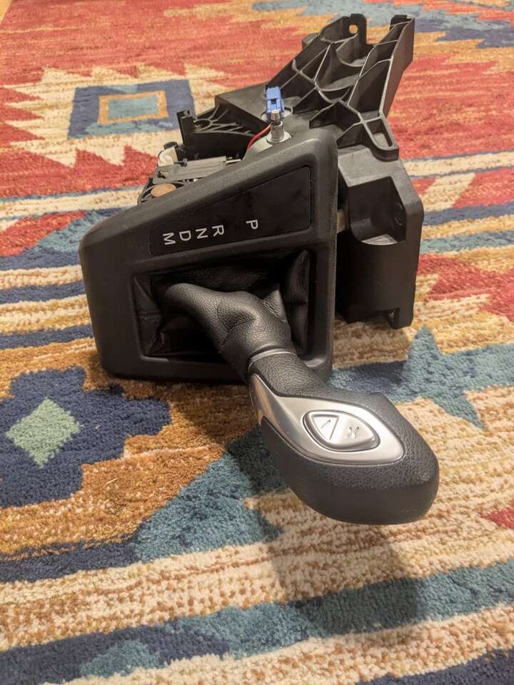 2015 Ford Transit Shifter