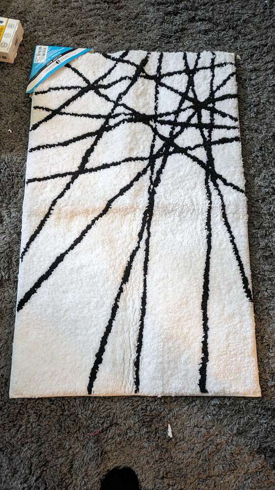Bathroom rug