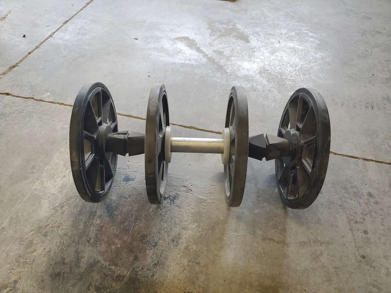 4 wheel rear axle / ski doo