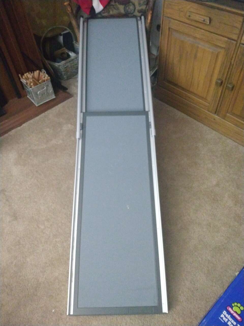 Telescoping pet ramp by top paw