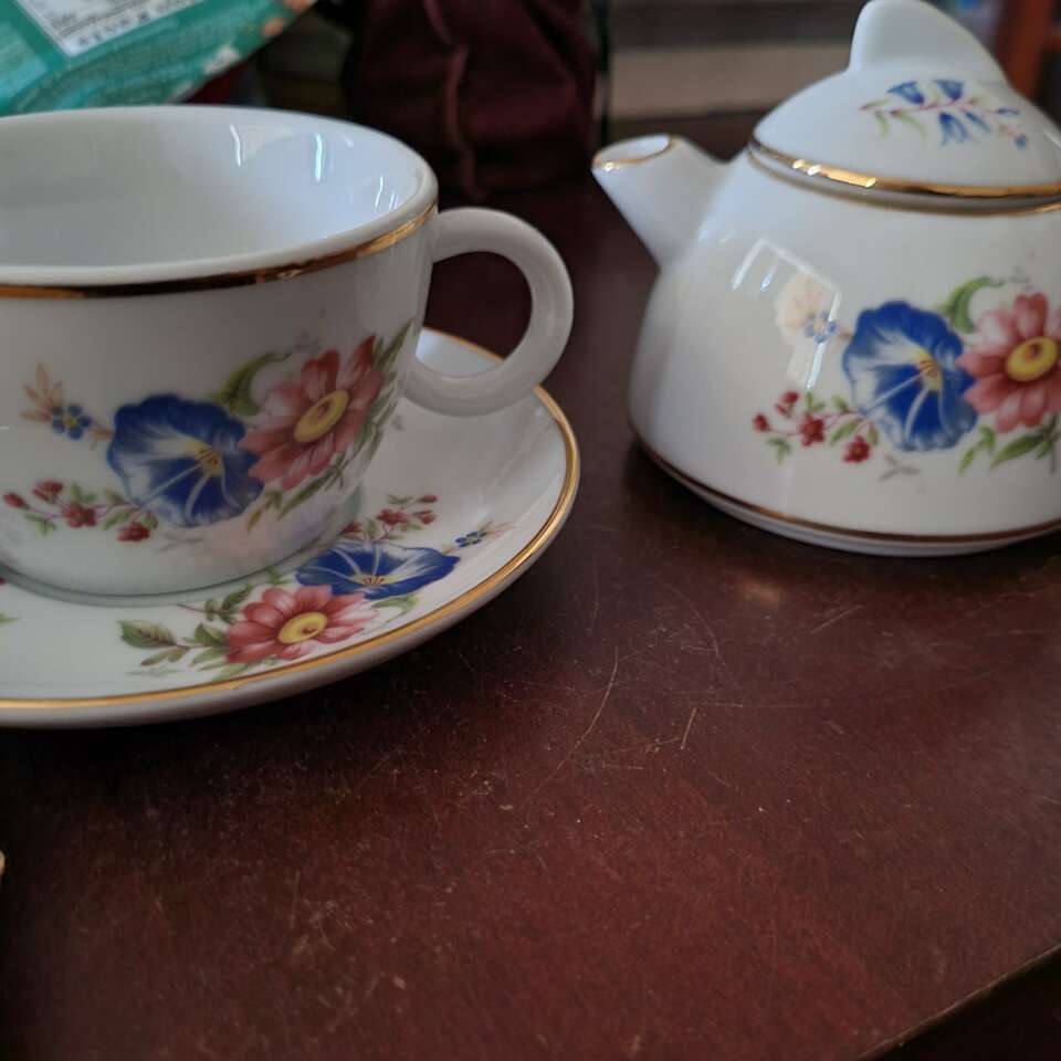 Summertime tea set