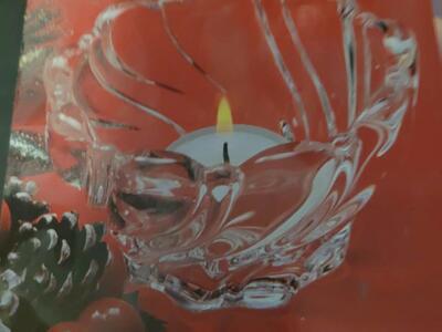 Mikasa peppermint swirl candle holder