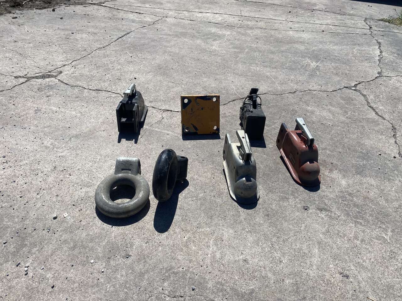 Miscellaneous hitches.