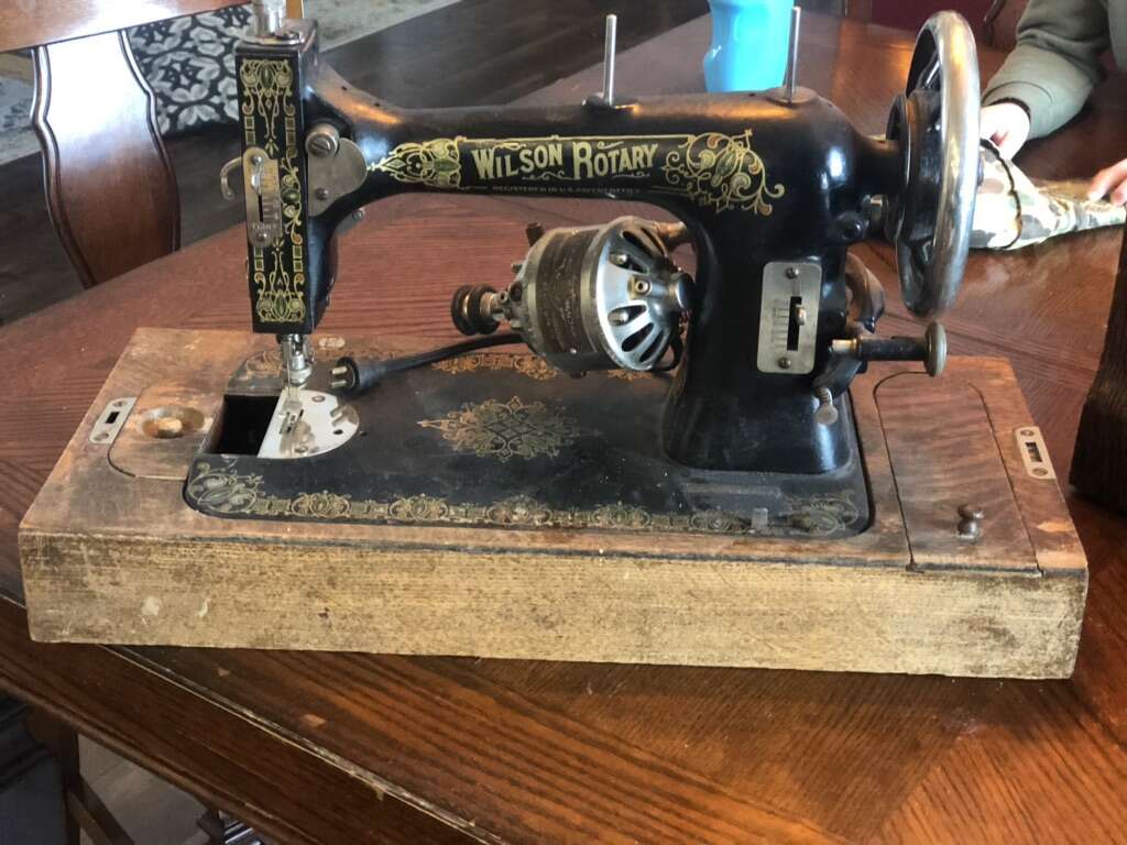 Buy the Vintage Elna Sewing Machine - Untested - For Parts or Repair