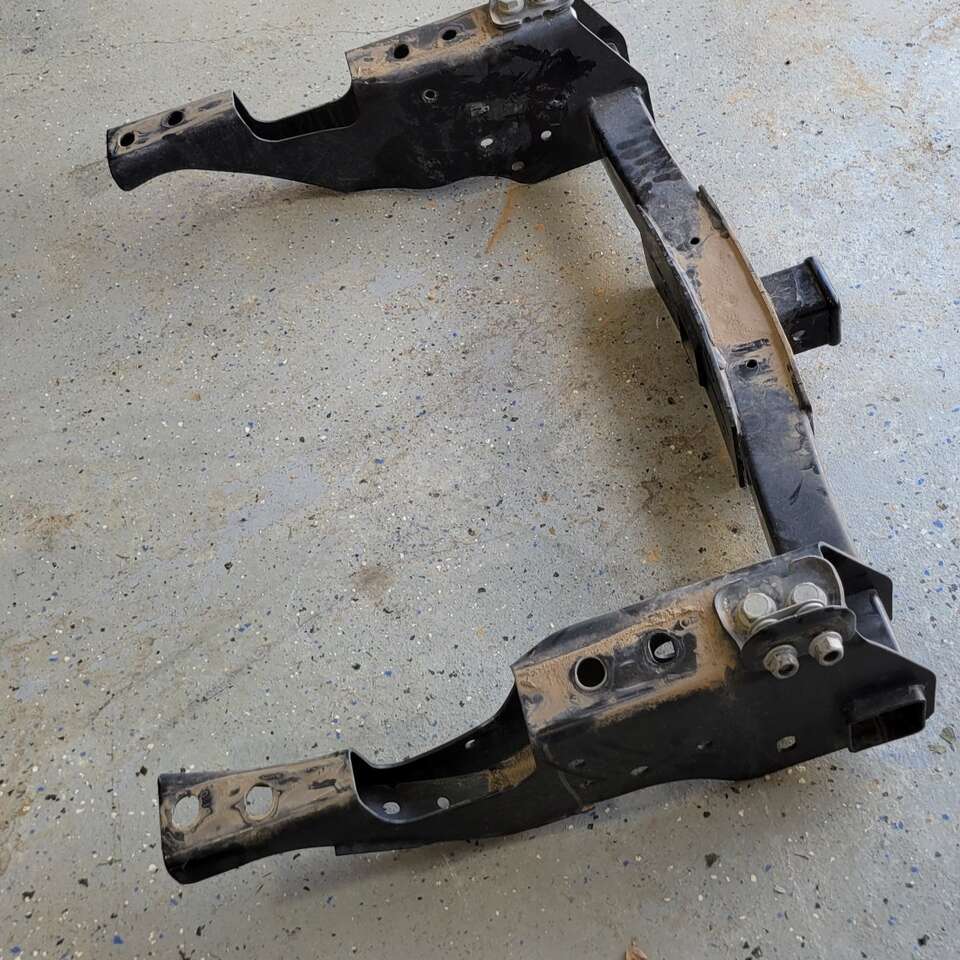 2017-2022 Ford F250 Super Duty Tow Hitch 2.5 Inch