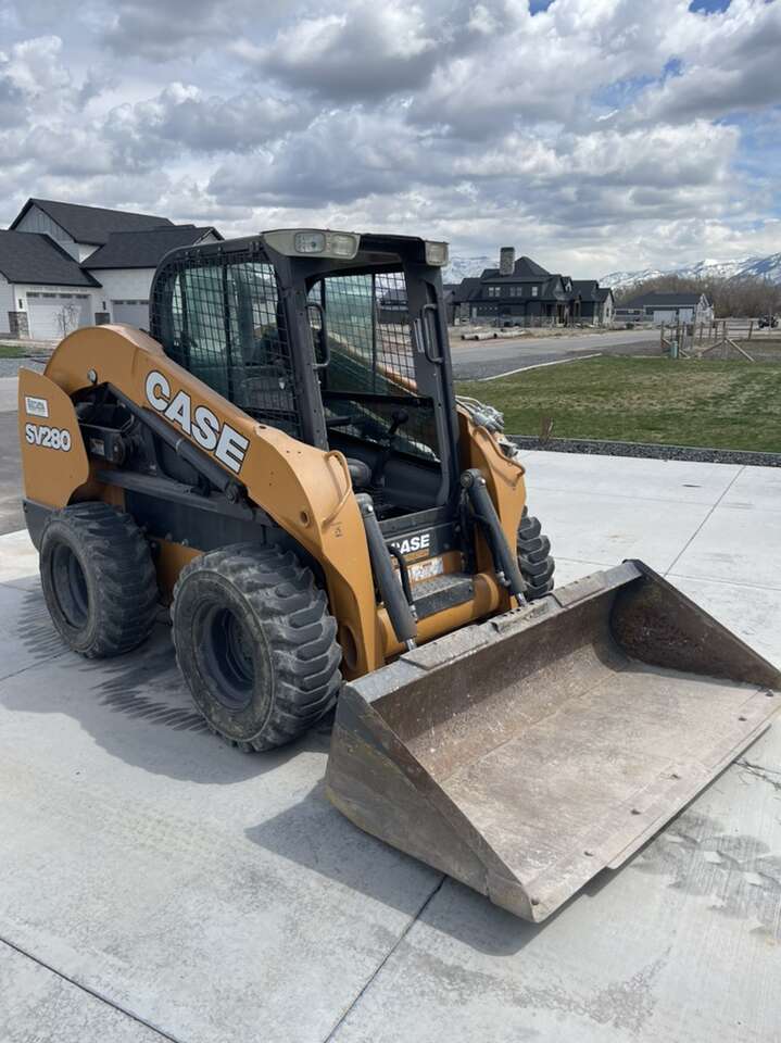 Case SV 280 rental