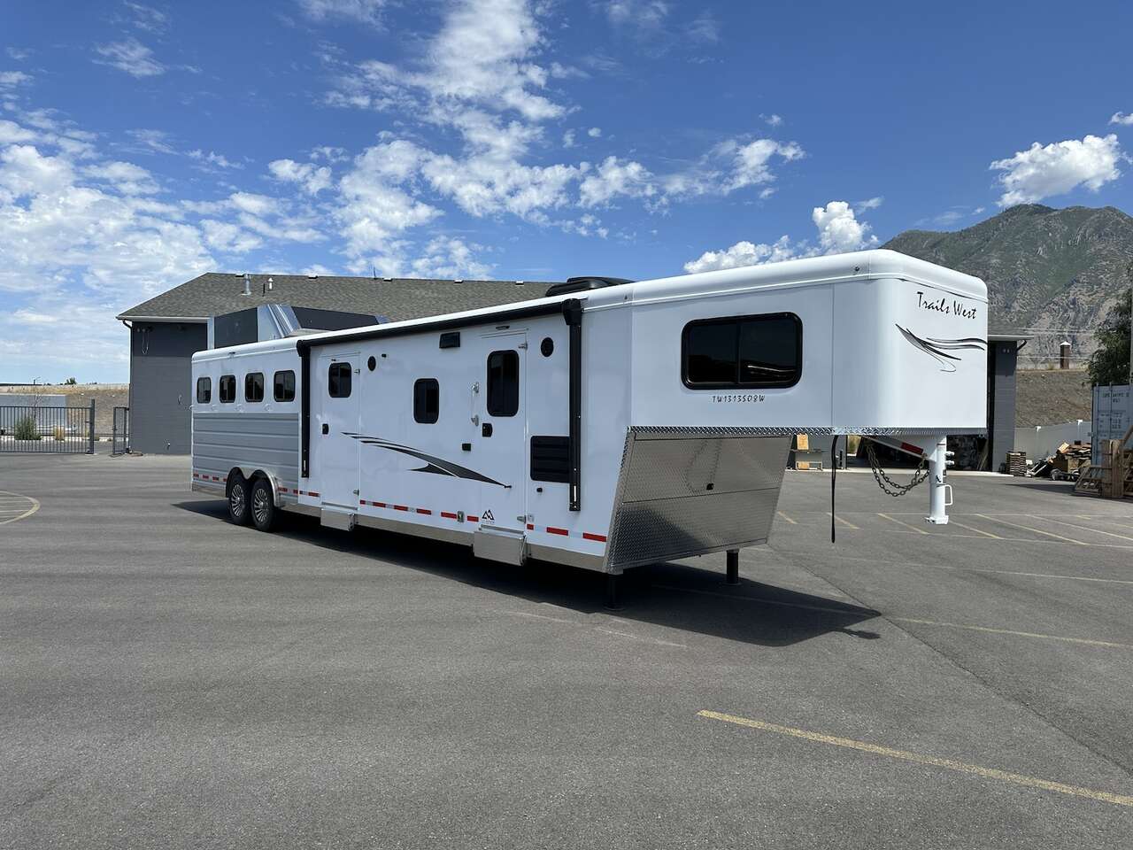 2024 Trails West FALL SPECIAL Sierra 13x13 LQ Slide Out 4-Horse