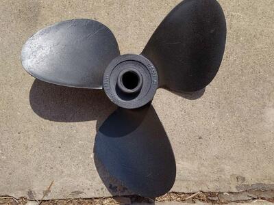 OMC stern drive propeller