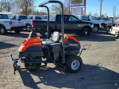 Jacobsen Groom Master II bunker rake