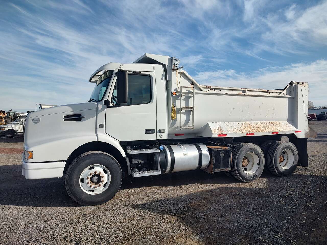2011 Volvo 3 Axle Dump Truck 435hp 13spd Rock Box