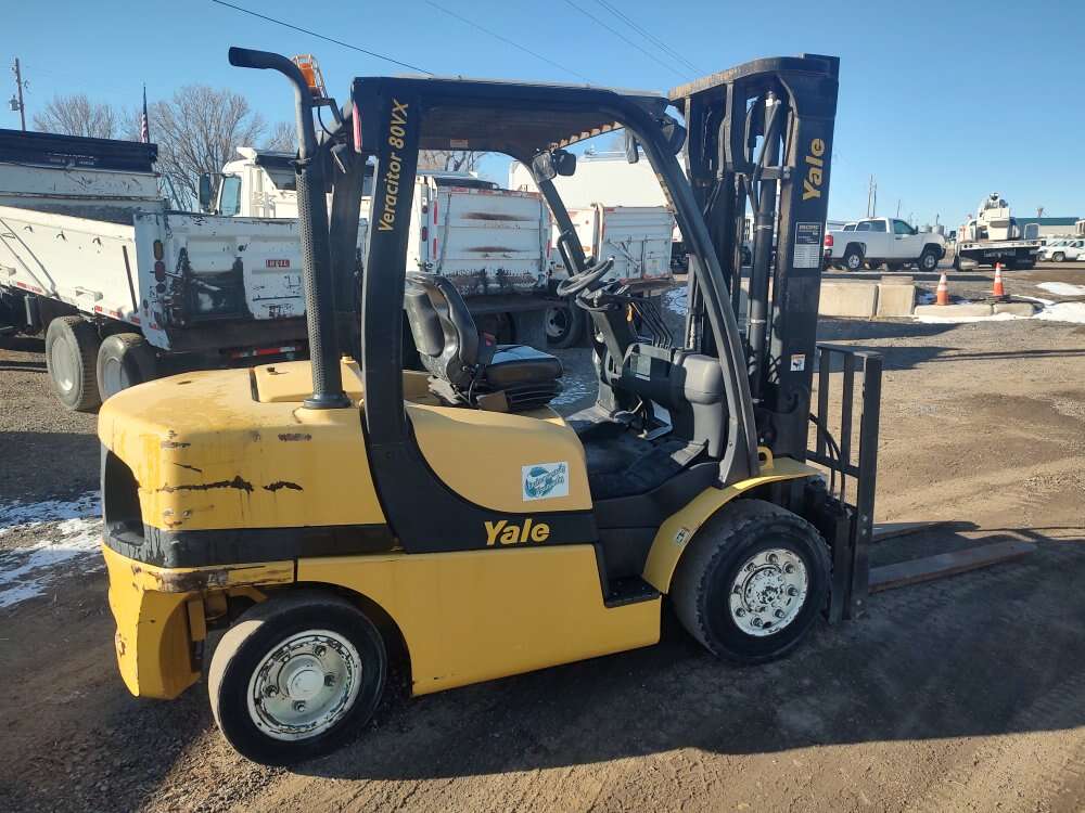Yale 8,000# Gas Forklift 2,400hrs