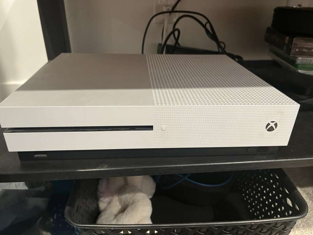 Xbox One S Electronics