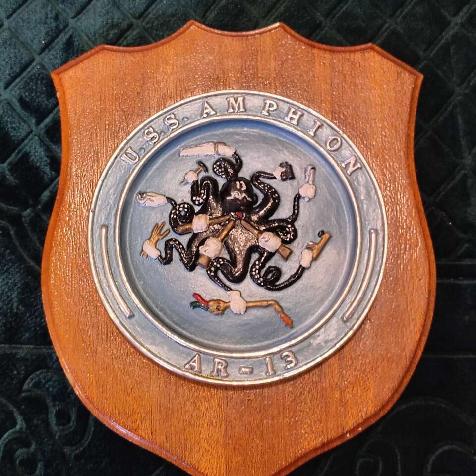 AR-13 USS Amphion USN-Naval Plaque