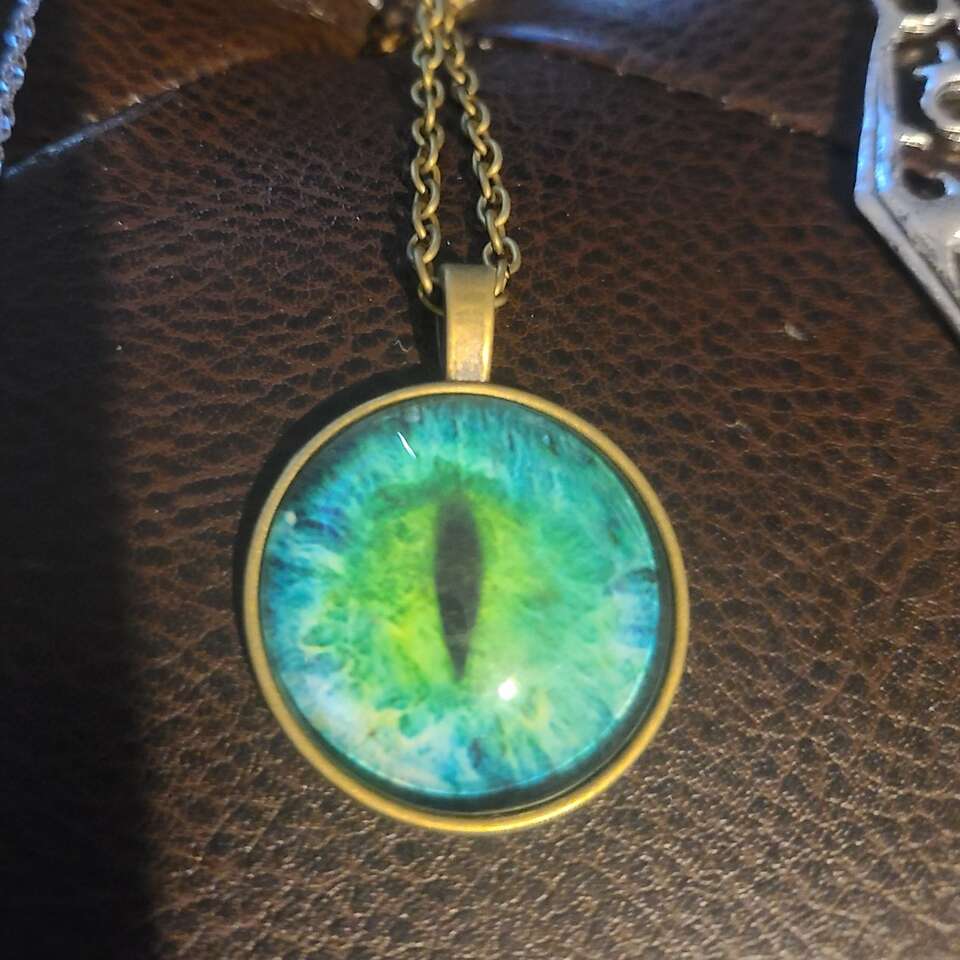 Green Cats Eye-item #28