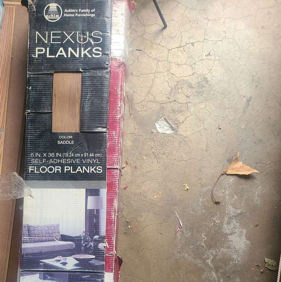 (2) Boxes Nexus 10 Planks (as is)