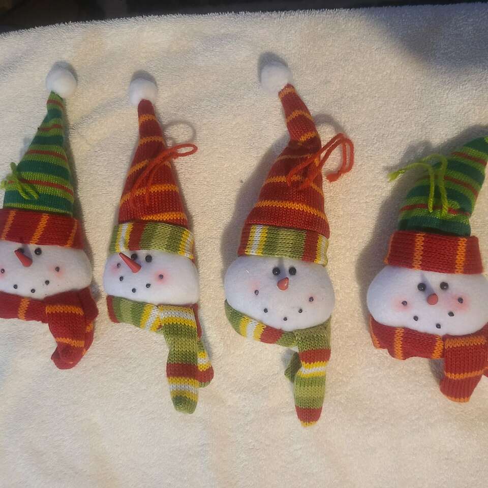 Christmas Snowmen Ornaments Set
