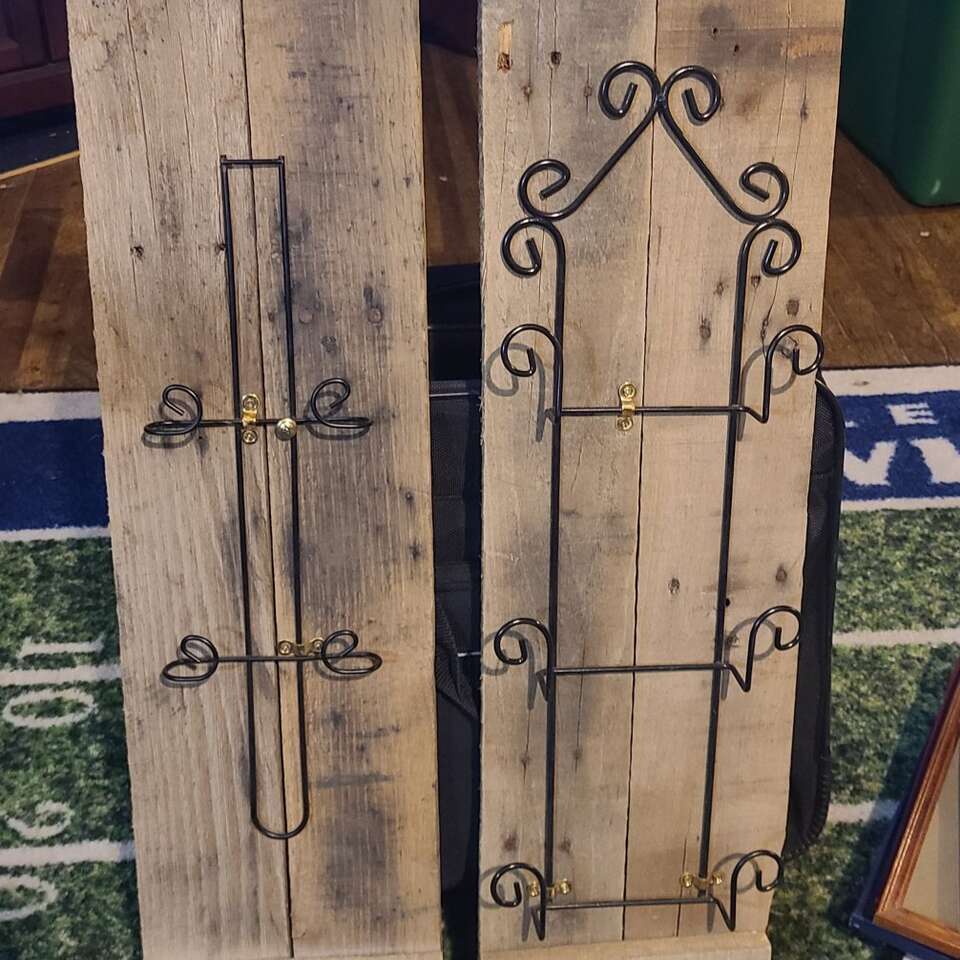 Country Rustic Farmhouse Style Black Metal Holder