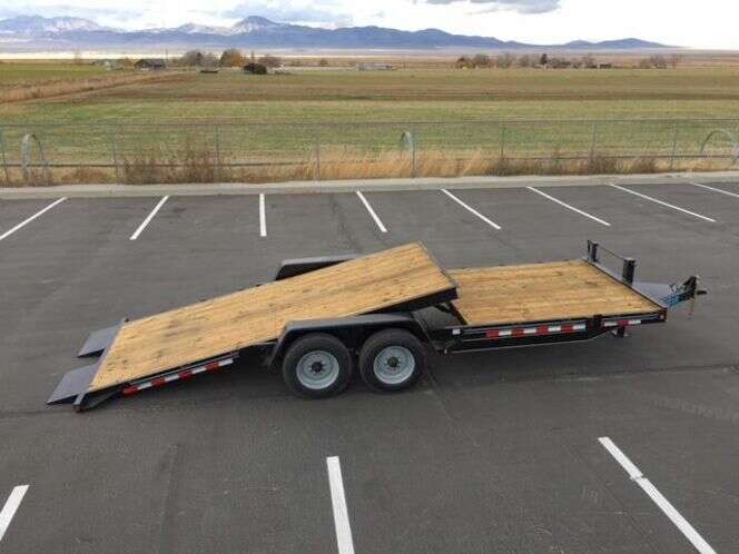15k 22' Deluxe Tilt Deck Trailer