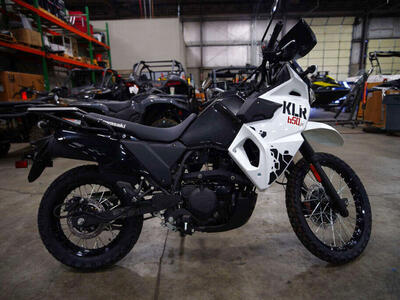 2025 Kawasaki KLR®650 Pearl Crystal White/Metallic Carbon Gray