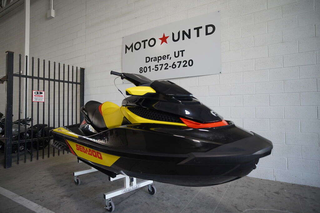 2015 Sea-Doo RXT 260