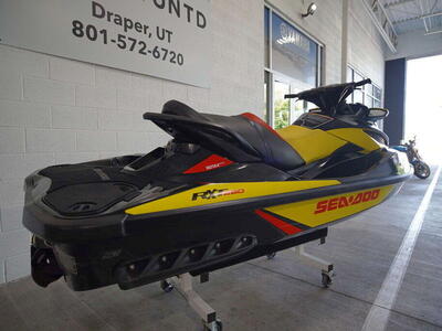 2015 Sea-Doo RXT 260