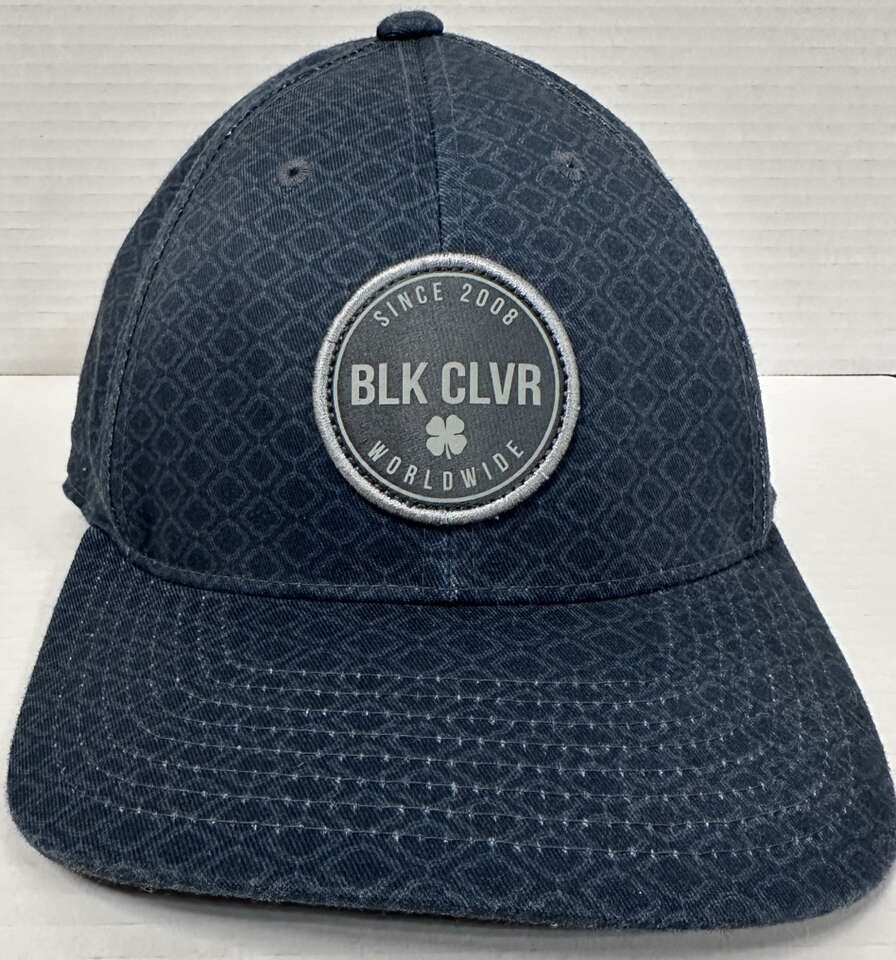 Black Clover Blue Snapback Flexfit 110