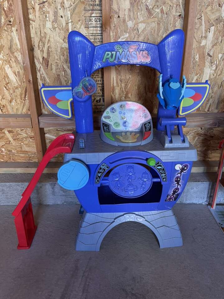 Pj Mask Saves The Day HQ