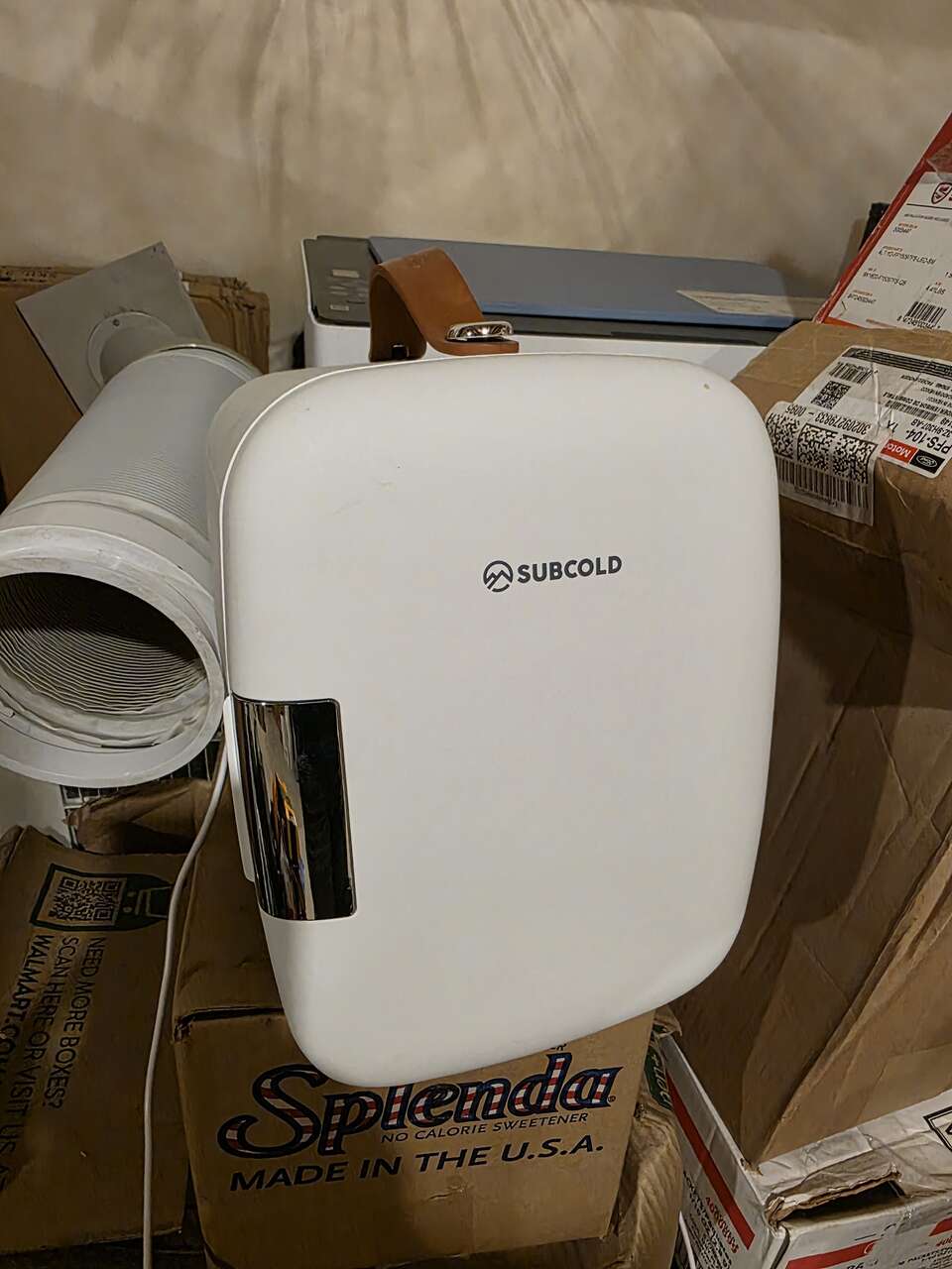 Tiny mini fridge very quiet 110v standard plug