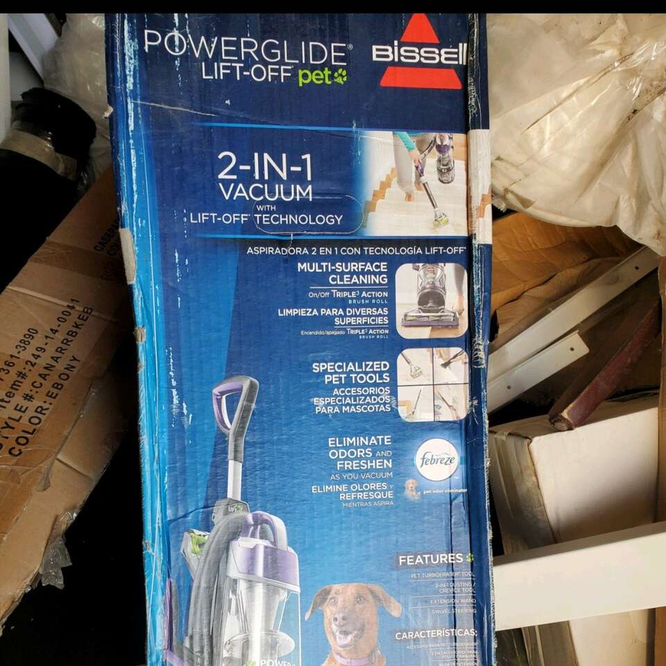 BISSELL LIFT-OFF PET VACCUM