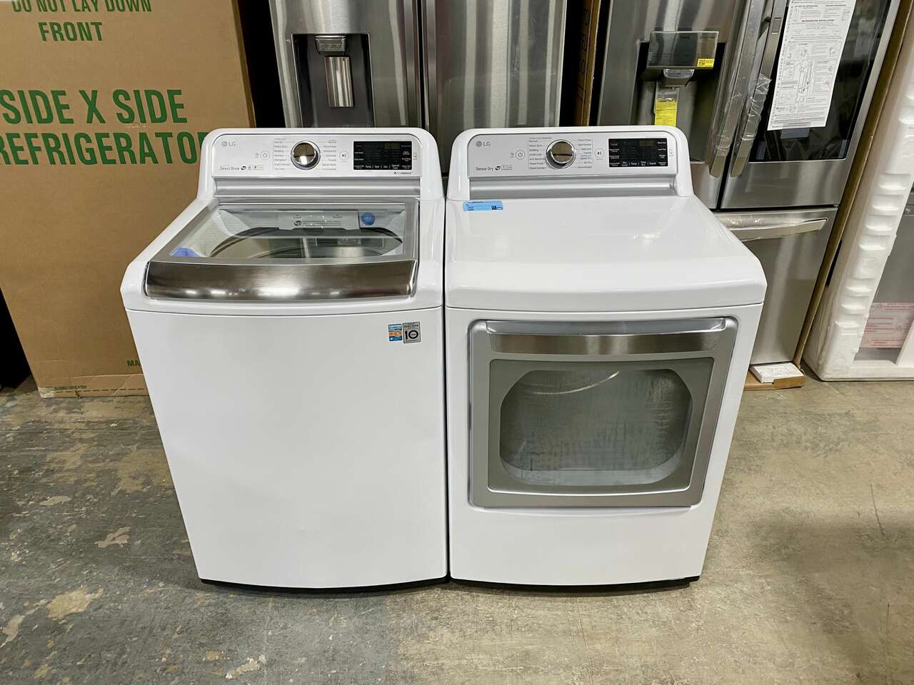 LG WASHER AND DRYER SET WITH WARRANTY Appliances