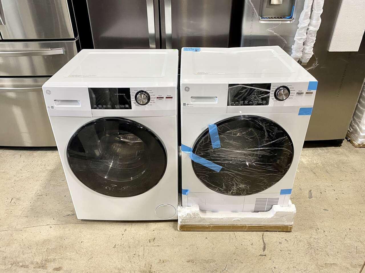 GE FRONT LOADING WASHER AND DRYER SET Appliances