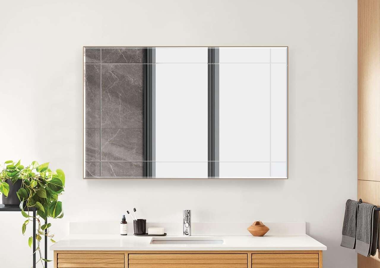 NEW 23 INCH X 35 INCH MIRROR (RETAILS: $99.99 EACH) 2 AVAILABLE