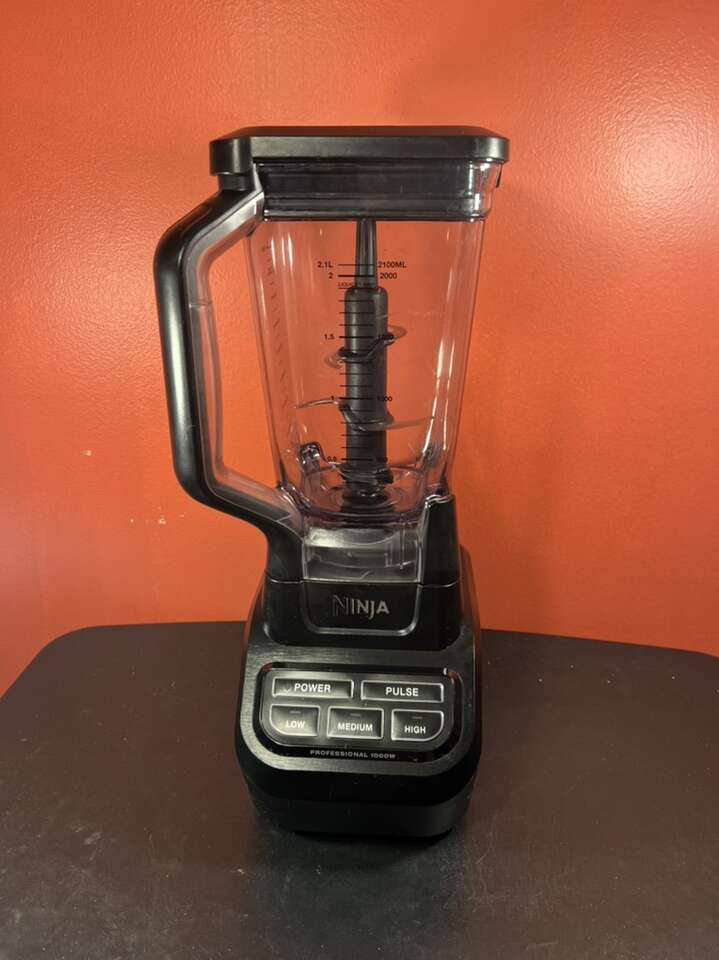 Ninja Professional Blender for Sale in Salt Lake City, UT - OfferUp