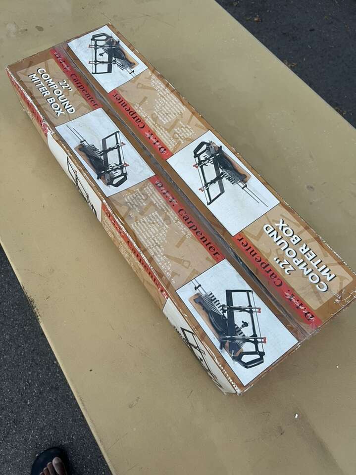 22 compound miter box DYI carpenter