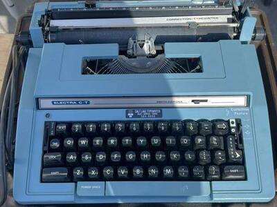 Vintage SCM Smith-Corona Typewriter