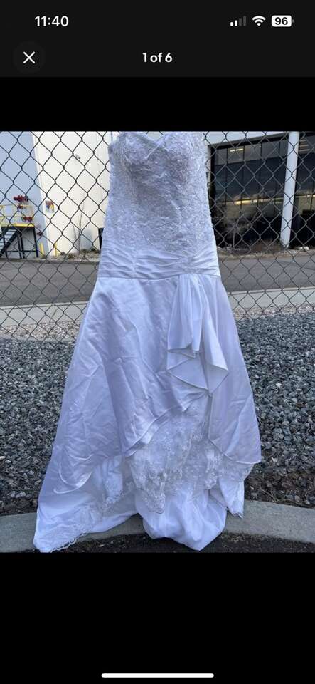 Wedding Dress Size 14 Plus Size Great Condition