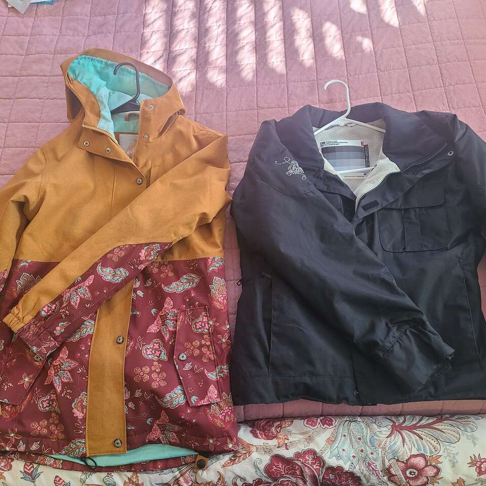 Women's Snowboard Jacket