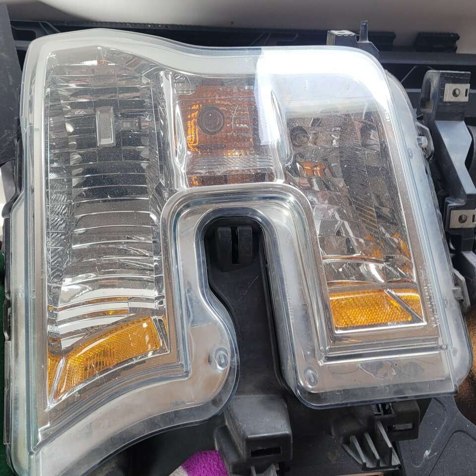 2015-2017 f150 driver side headlamp