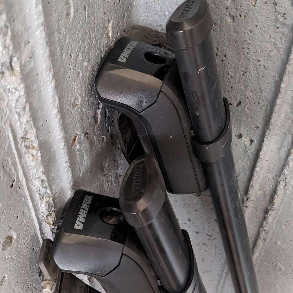 Yakima Timberline Tower with Core Bars