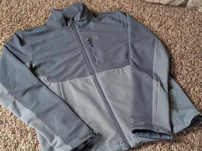 Marmot M3 series size medium softshell stretchr
