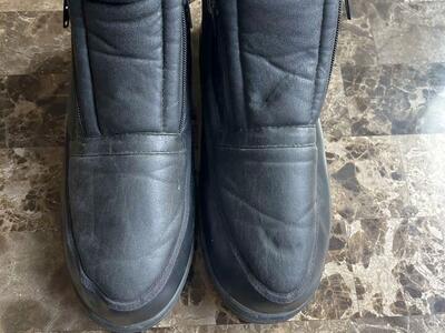 Man black winter boots US M10