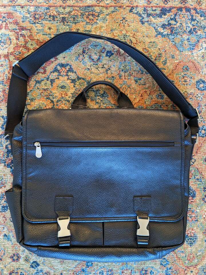 Nice Leather Messenger/Satchel Bag