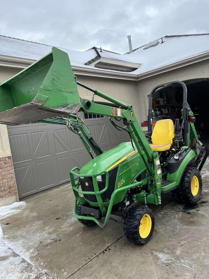 John Deere Backhoe / Loader Industrial