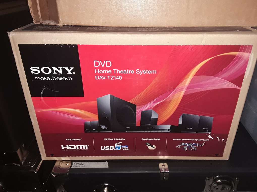 Sony DAV-TZ140 DVD Home Theater System
