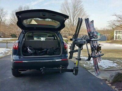 READ DESCRIPTION! Yakima & Thule Roof, Hitch & Spare tire type ski & bike carriers rack