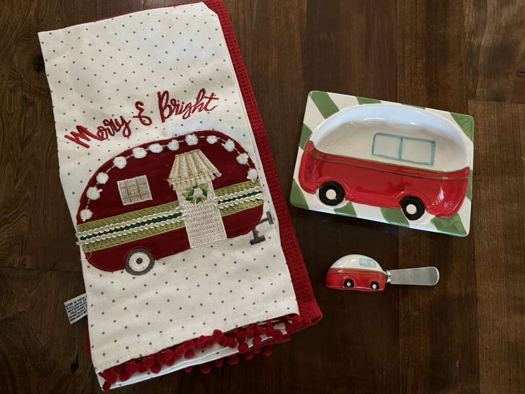 New Merry & Bright Camper Cheese Spreader