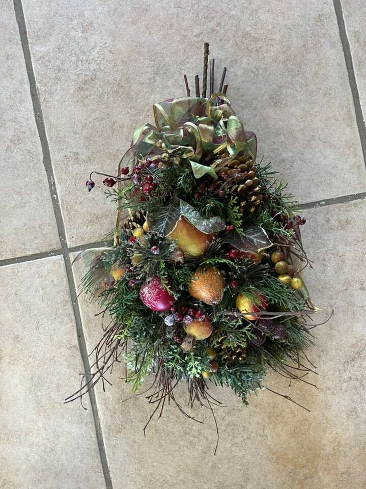 Cute Wall Hanging Swag Apples Pears