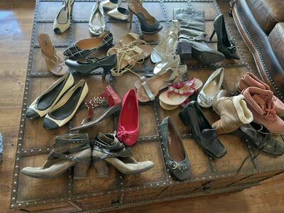 Women's Shoes Size 7 And 7.5 $10 A Pair