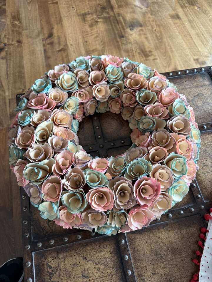 Wooden Flower Intricate Flower Wreath 18