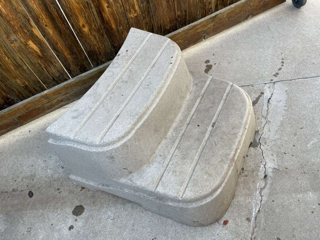 Hot Tub Stairs 15 Tall 29 Wide